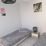 بيت للعطل Maison De Villegiature A Sur تروفيي سور مير
