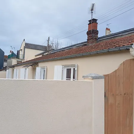 בית נופש Maison De Villegiature A Sur טרוביל-סור-מאר